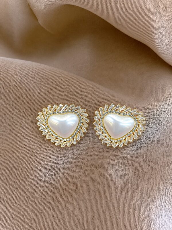 Elegant Heart-Shaped Pearl and Baguette Crystal Gold Stud Earrings