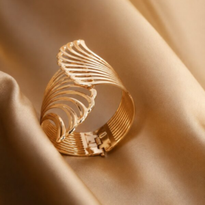 Untitled design (6) Elegant Filigree Fan Openwork Gold-Plated Hinged Cuff Bracelet